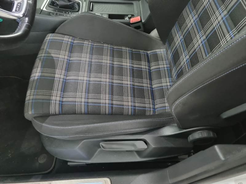 Volkswagen Golf VII (2012 - 2020) image