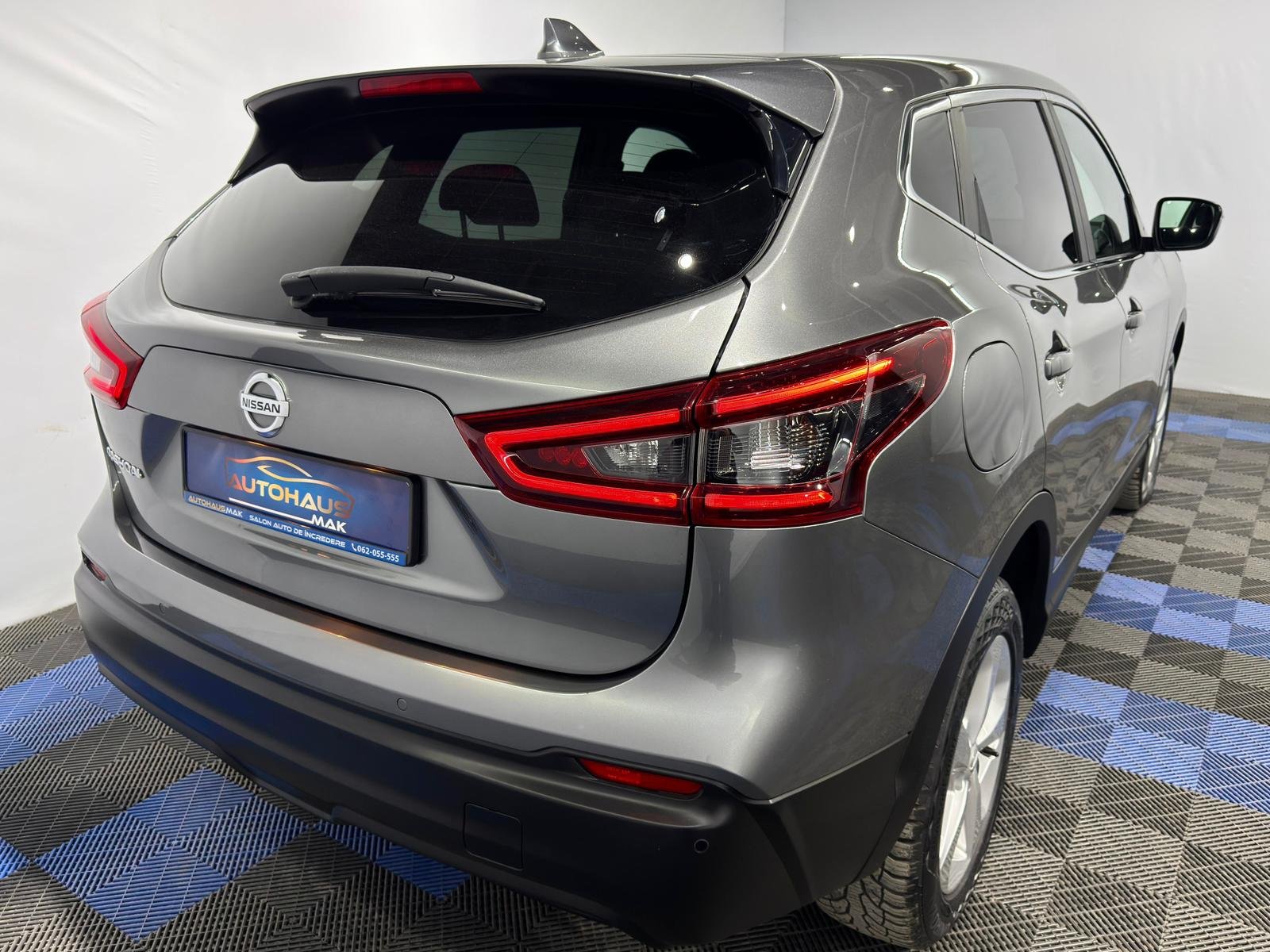 Nissan Qashqai J11 (2013 - 2021) image