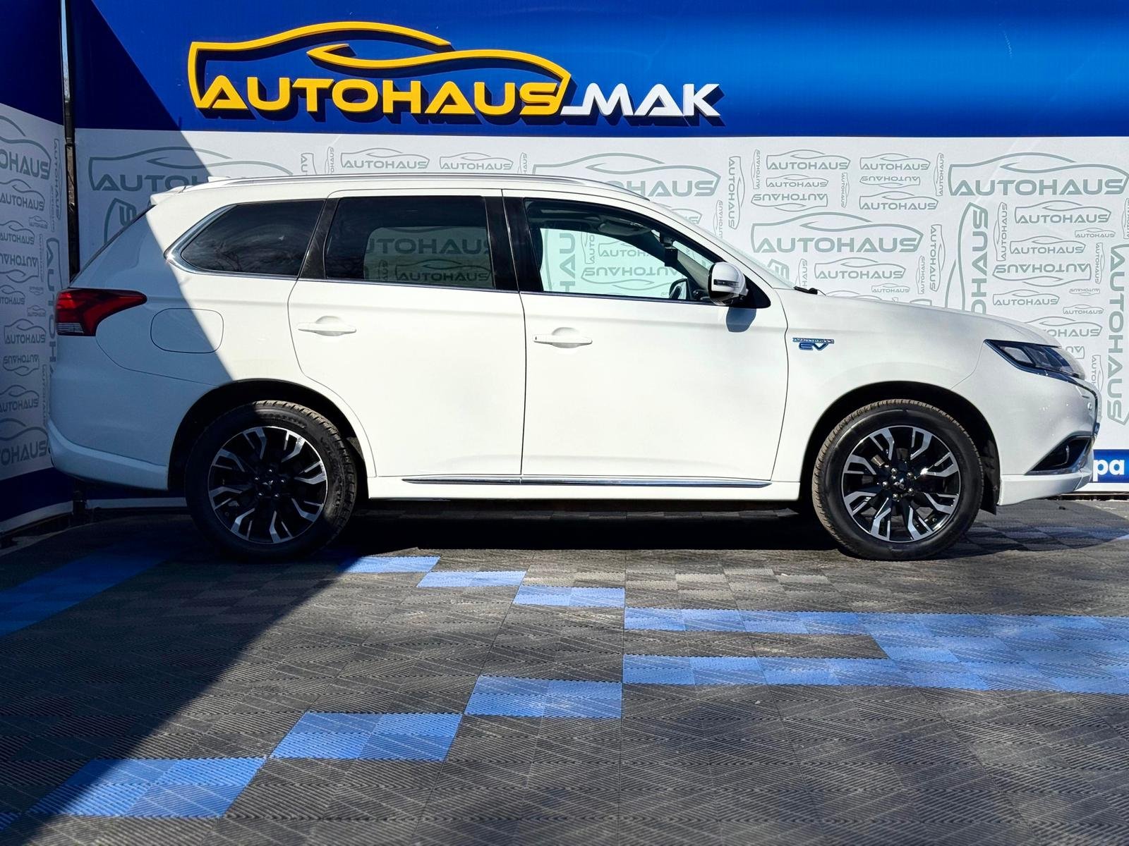 Mitsubishi Outlander III (2012 - 2021) image