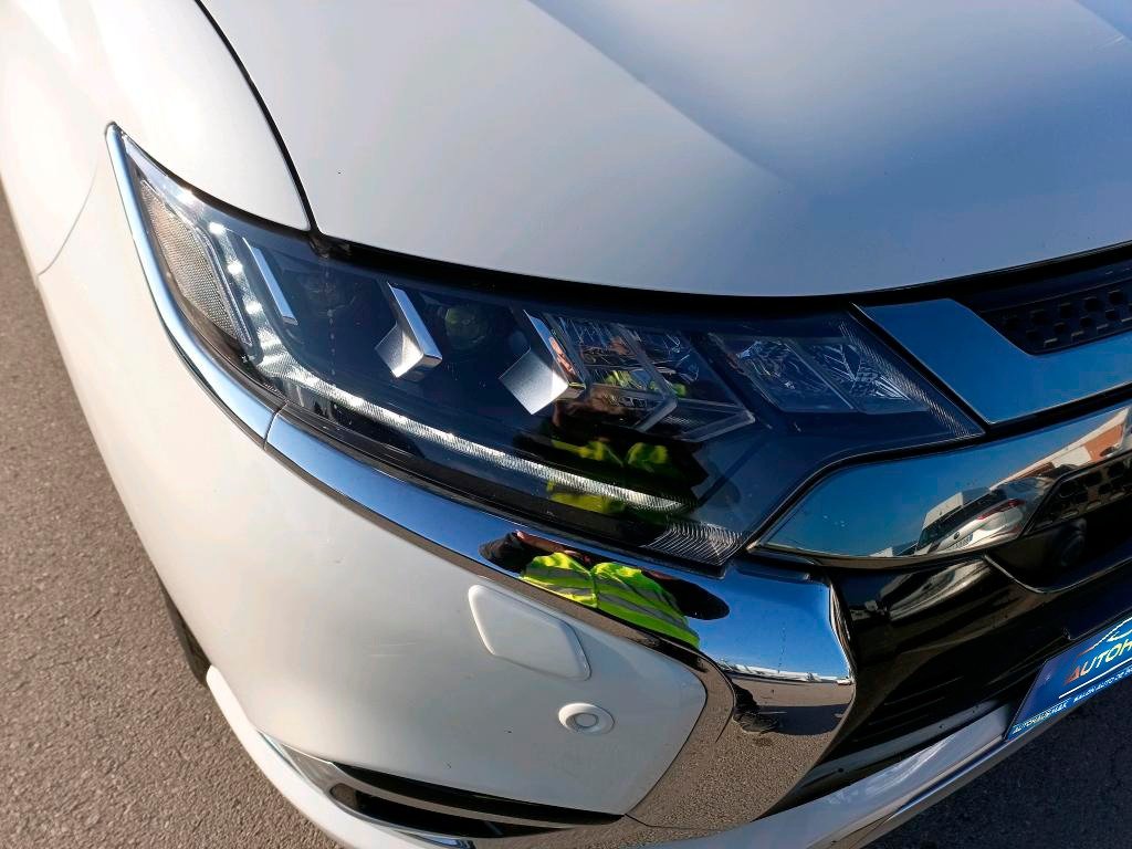 Mitsubishi Outlander III (2012 - 2021) image