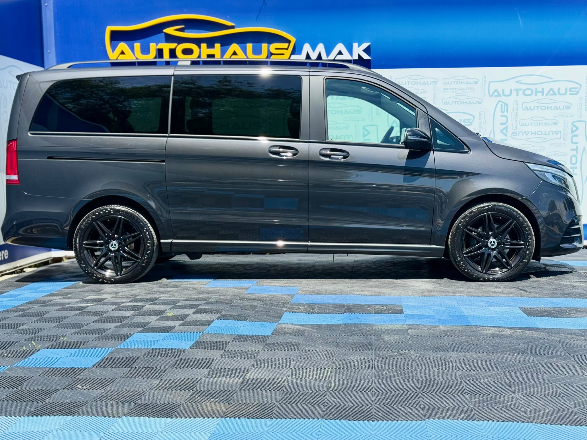 Mercedes-Benz V-Class W447 (2014 - ) image