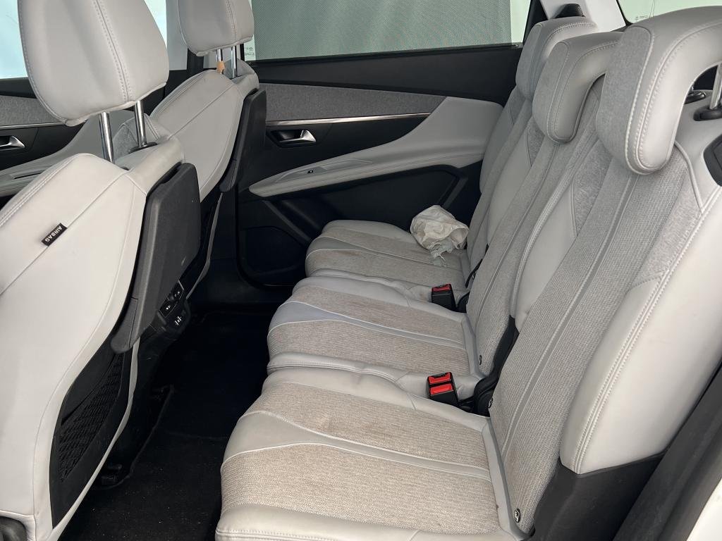 Peugeot 5008 II (2017 - ) image