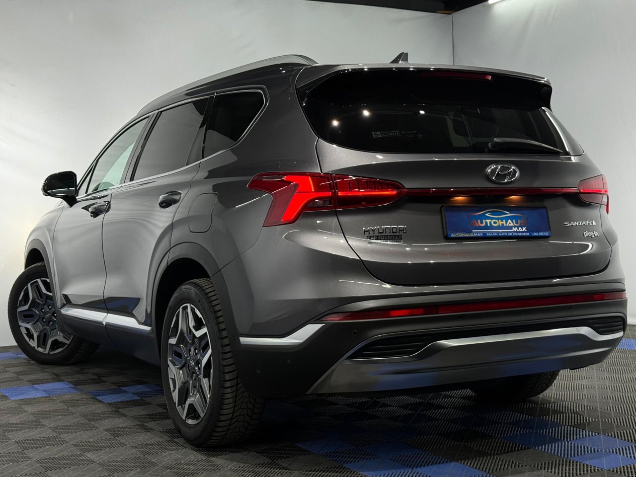 Hyundai Santa Fe IV (2018 - ) image
