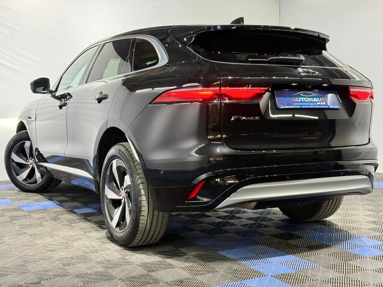 Jaguar F-PACE I (2015 - ) image